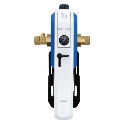 Фильтр промывной рычажный BWT Е1 HWS Neu 3/4" для холодной воды с регулятором давления 840384